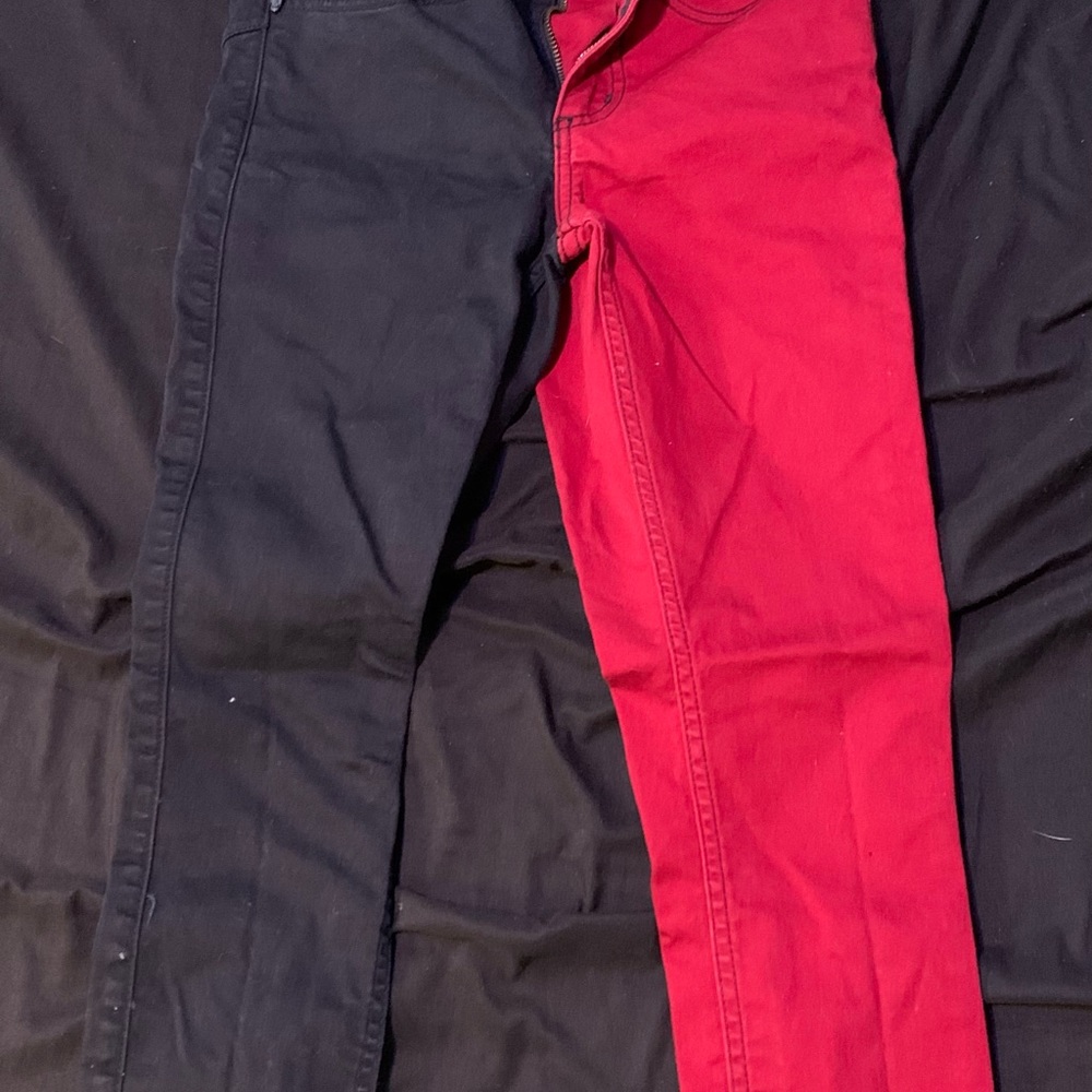 split pants - Picture 2 of 2